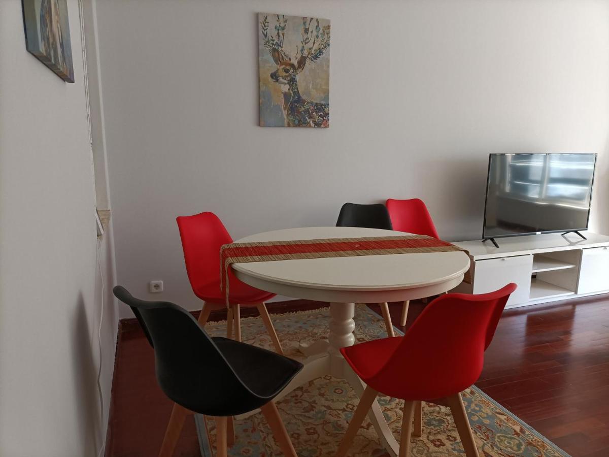 Apartment Daniel E Sara